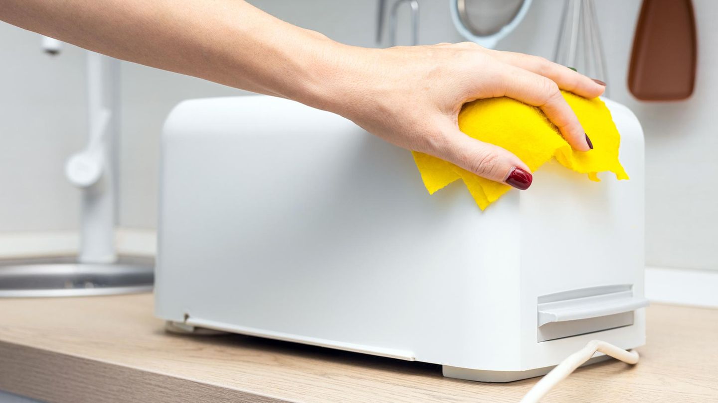 Putztipps: Wie kann ich am besten meinen Toaster reinigen?