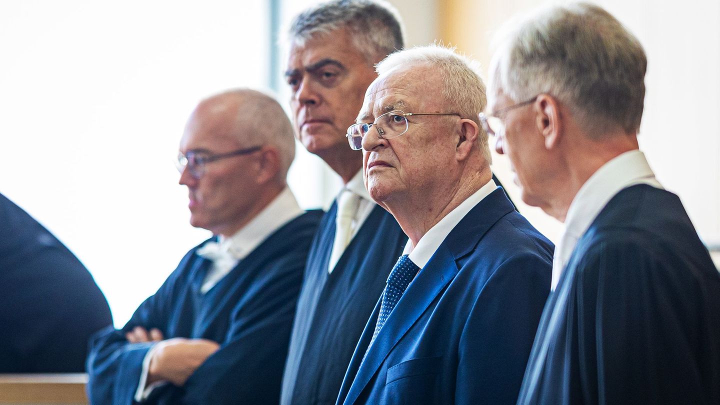 VW-Dieselaffäre: Dieselprozess gegen Winterkorn vorerst gestoppt