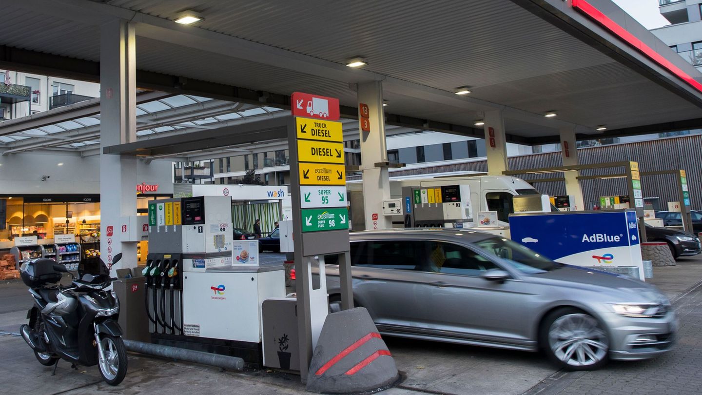 Überfallserie: Mutmaßlicher Tankstellenräuber in Untersuchungshaft