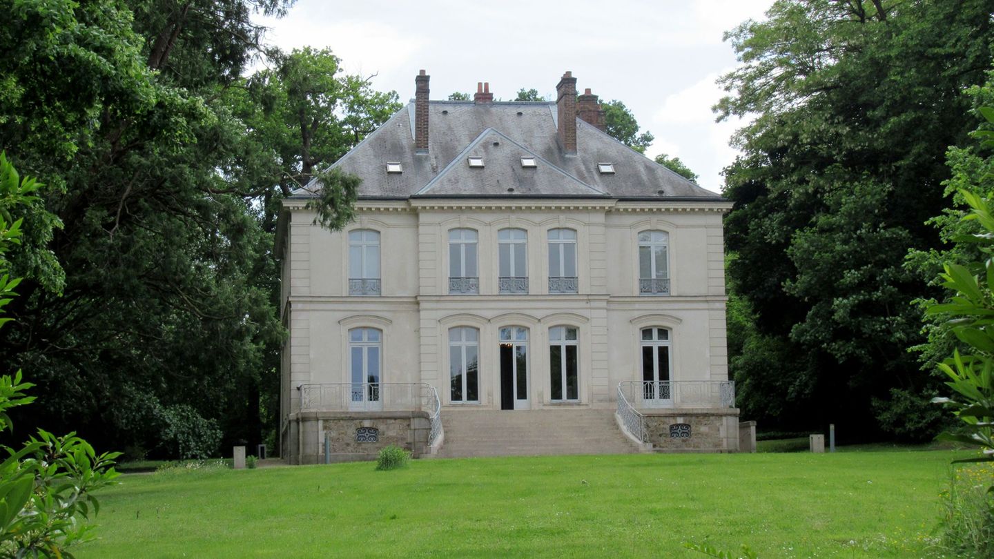 Auktionen: Lagerfeld-Villa bei Paris für rund 5 Millionen Euro verkauft