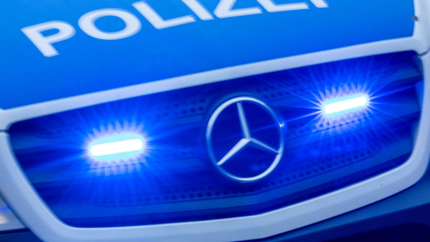 Kriminalität: 73-Jähriger in Wohnung bedroht und ausgeraubt