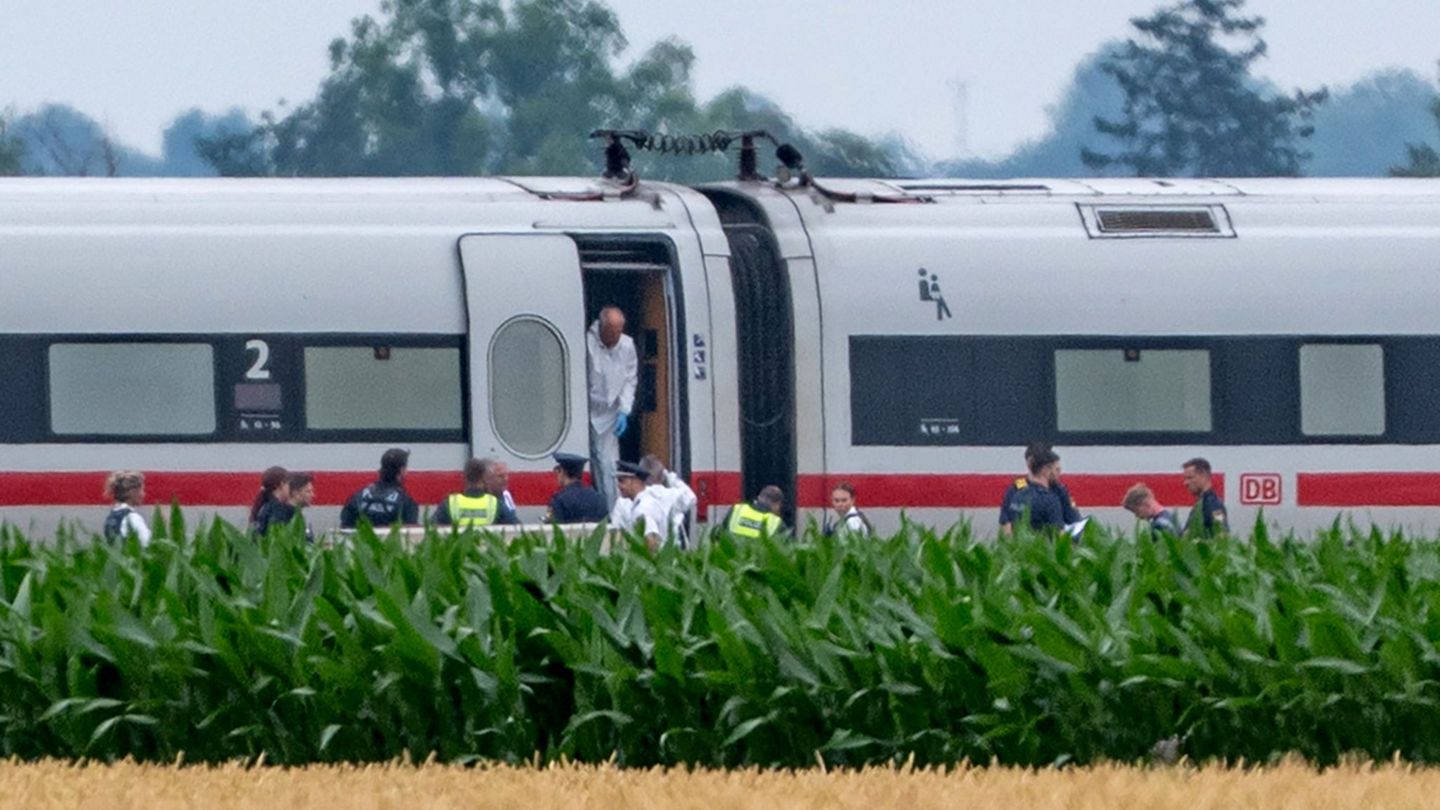 Ermittlungen: ICE-Fahrgäste greifen bei Angriff mutig ein – Motiv unklar