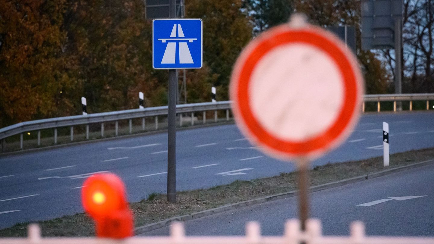 Verkehr: A44 in Flughafennähe am Wochenende gesperrt
