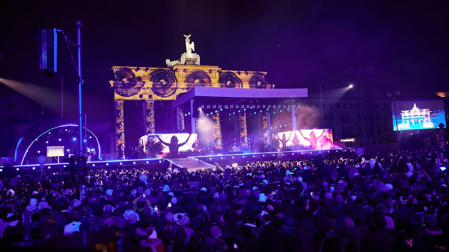 Party für Zehntausende: Silvester-Party am Brandenburger Tor vor möglichem Aus