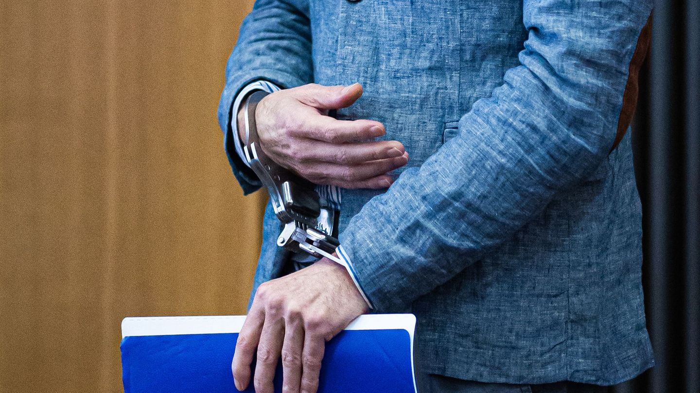Verdächtiger im Fall „Maddie“: Länger in Haft? – Ermittler prüfen Zahlung für Christian B.