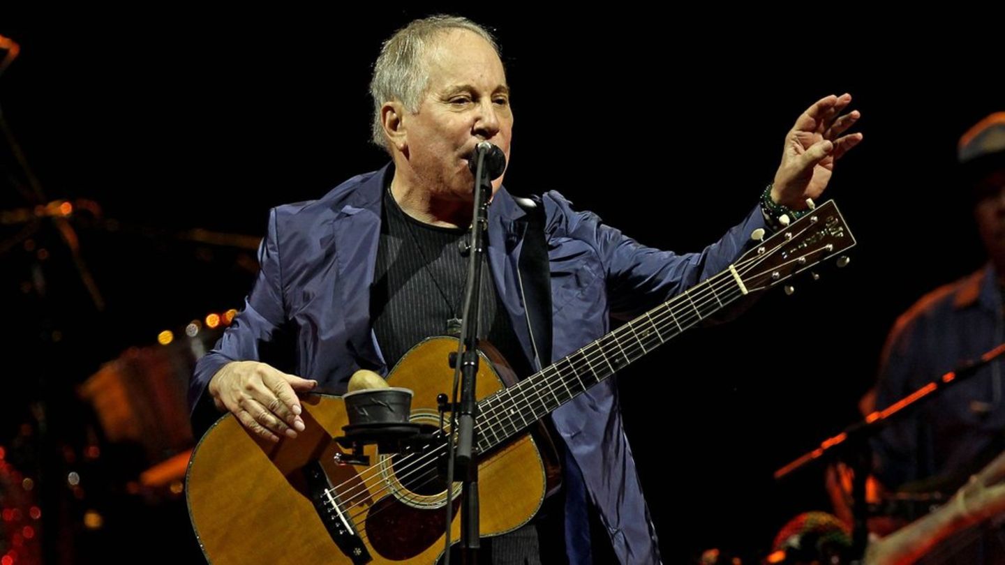 Konzert wird verschoben: Paul Simon braucht nach Rücken-OP Erholung