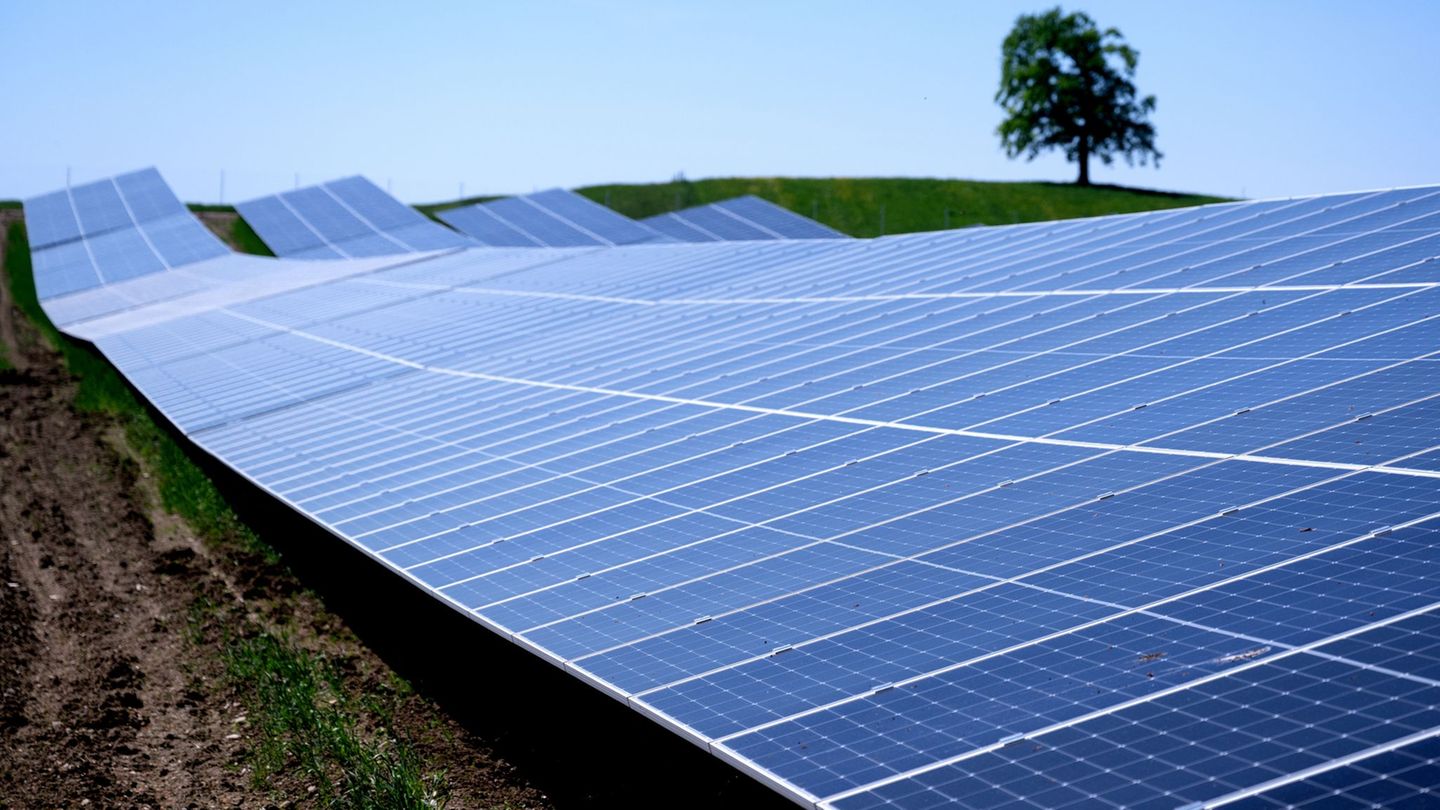 Rekord bei Sonnenstrom: Solar-Ausbau bis 2030: Die Hälfte ist geschafft