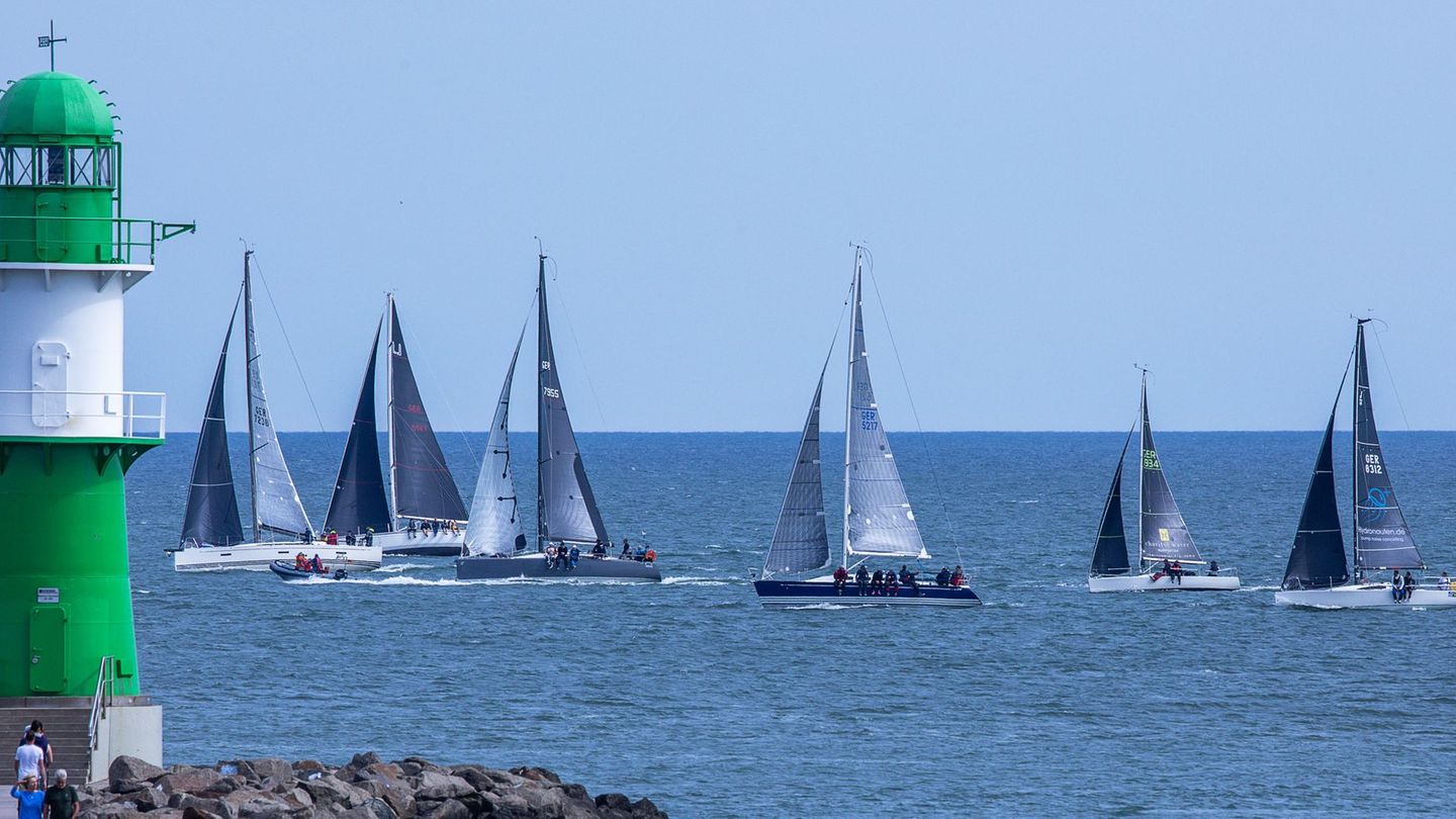 Segelsportevent und Volksfest: Warnemünder Woche eröffnet – Schwesig lobt Segelstandort
