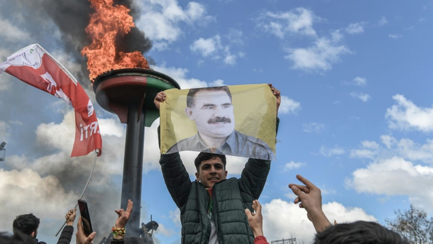Vor PKK-Entwaffnung: Pro-kurdische Abgeordnete treffen am Montag Erdogan