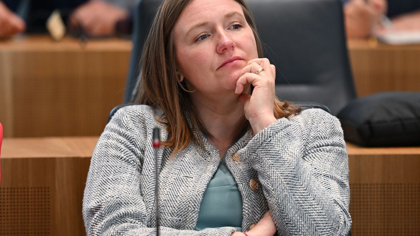 Mädchen schützen: Ministerin: Opfer von Zwangsverheiratungen besser schützen
