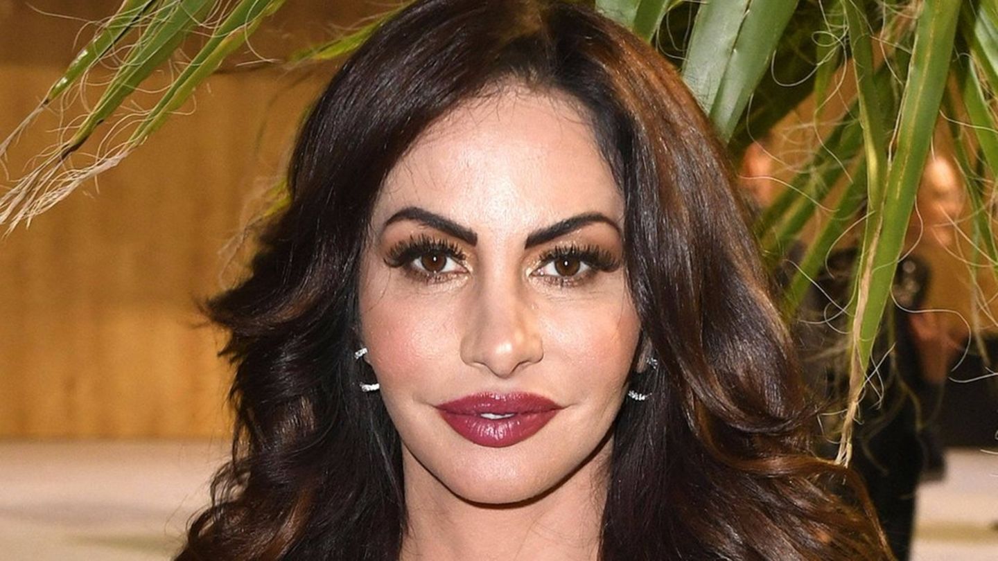 Janina Youssefian: Model trauert um geliebte Mutter