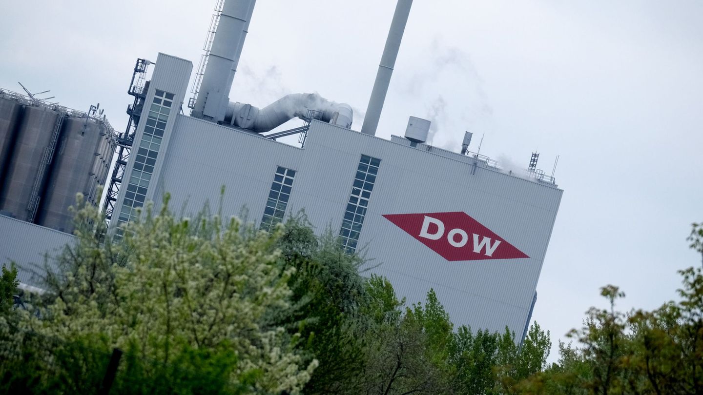 Branche in der Krise: Dow schließt Chemieanlagen in Sachsen und Sachsen-Anhalt