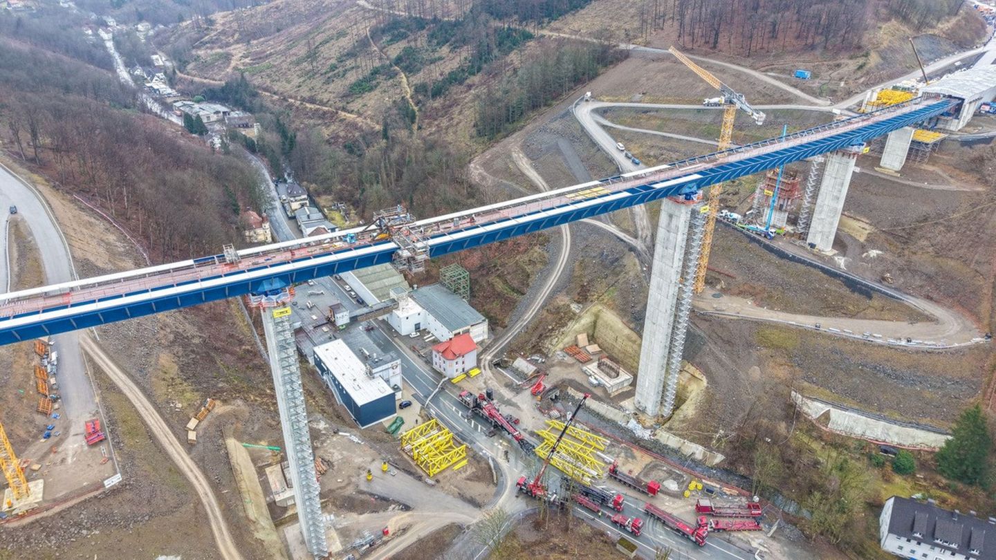 Rahmede-Talbrücke: Wüst muss in Ausschuss zu Rahmede-Talbrücke aussagen