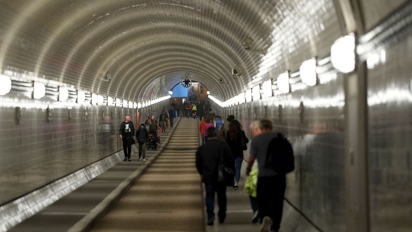 Verkehr: Alter Elbtunnel für fünf Tage gesperrt