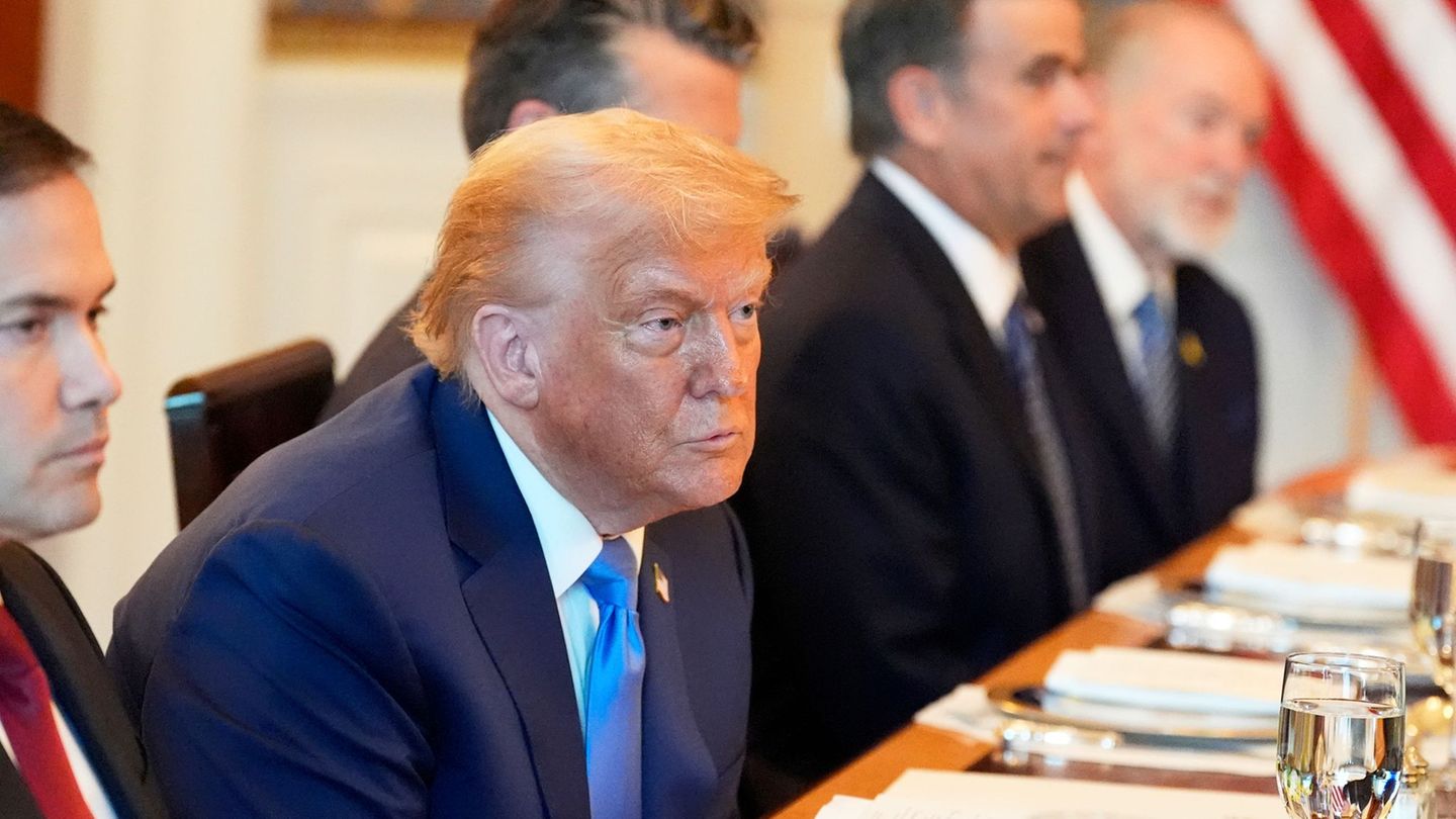 Handelskonflikt: Trump verschiebt Frist für neue Zölle auf 1. August