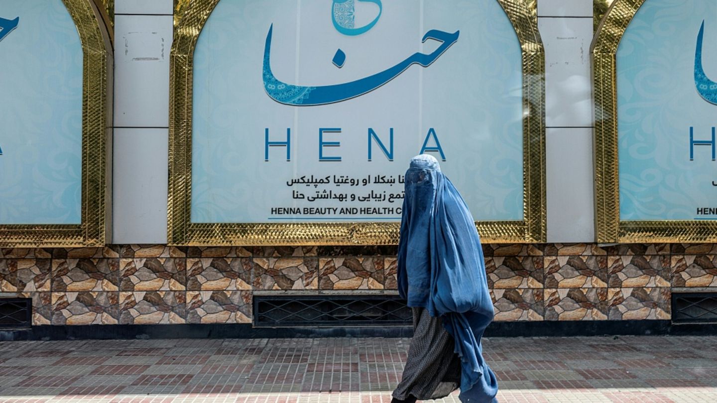 IStGH erlässt Haftbefehle gegen Taliban-Anführer wegen Unterdrückung von Frauen