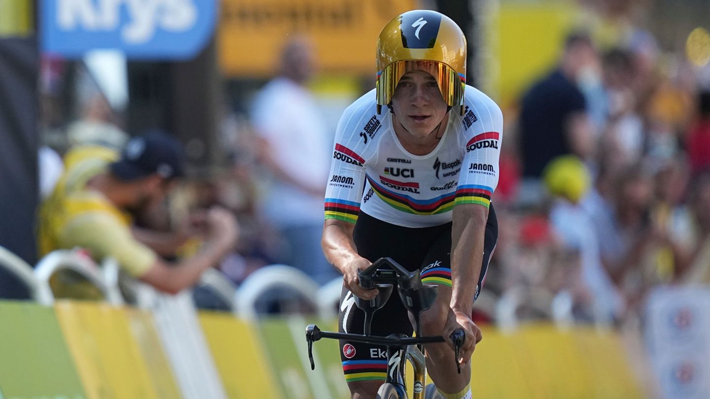 Tour de France: Tour: Evenepoel gewinnt erstes Zeitfahren – Pogacar in Gelb