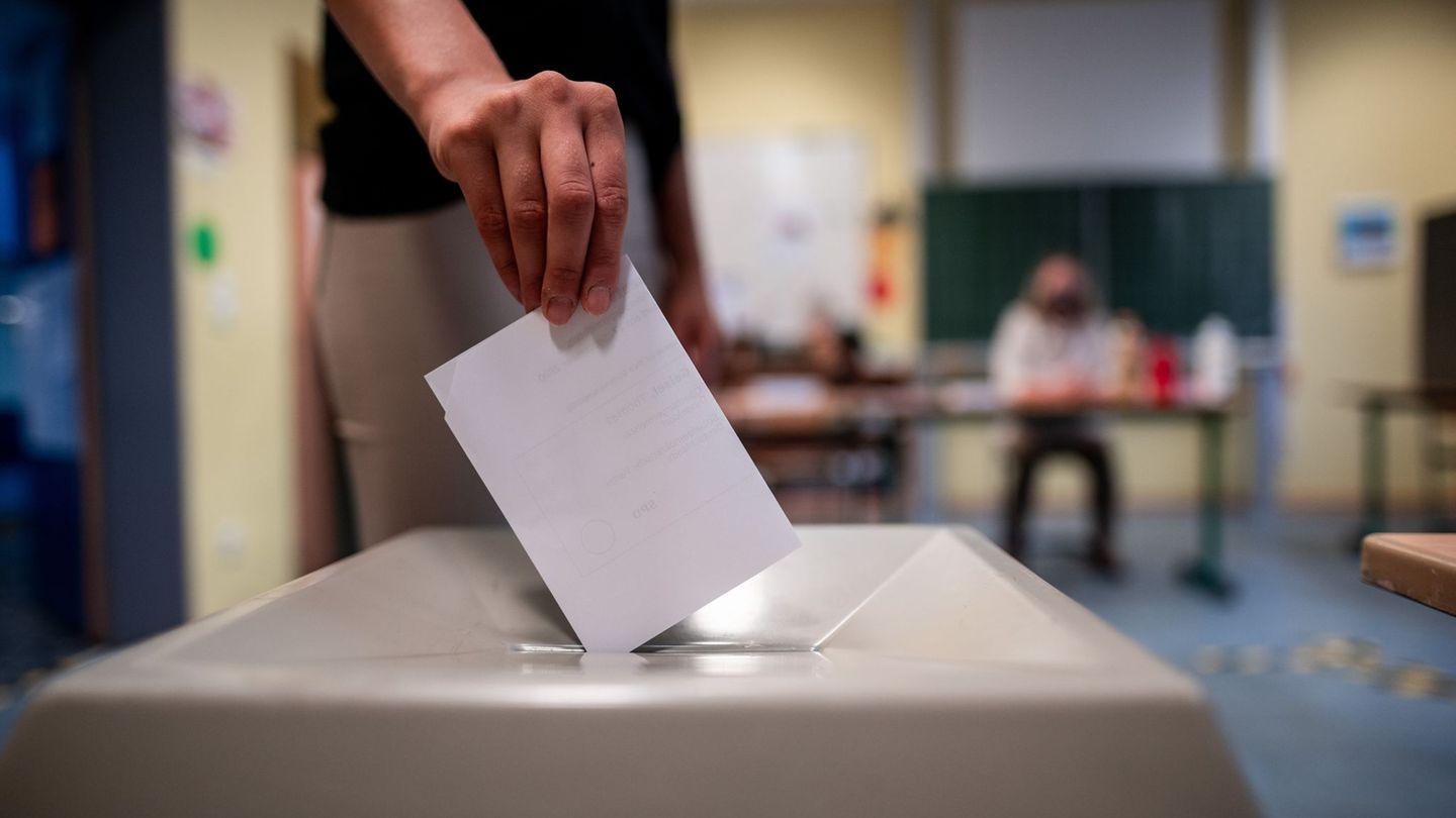 „NRW-Check“: Umfrage: Mehrheit ist unzufrieden mit kommunaler Verwaltung
