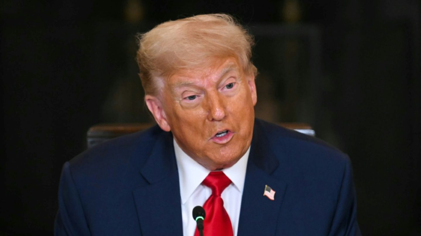 Trump veröffentlicht Zoll-Briefe an sechs weitere Länder
