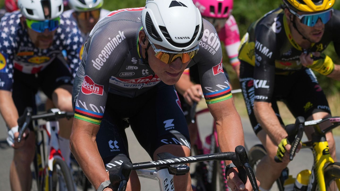 Tour de France: Sekunden-Krimi bei der Tour: Van der Poel wieder in Gelb