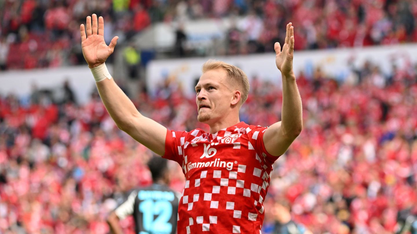 Fußball-Bundesliga: Mainz 05 bindet Hanche-Olsen vorzeitig bis 2028