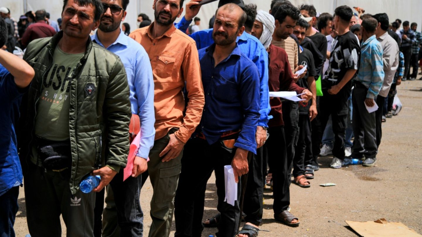 UNO rechnet 2025 mit etwa drei Millionen Rückkehrern nach Afghanistan