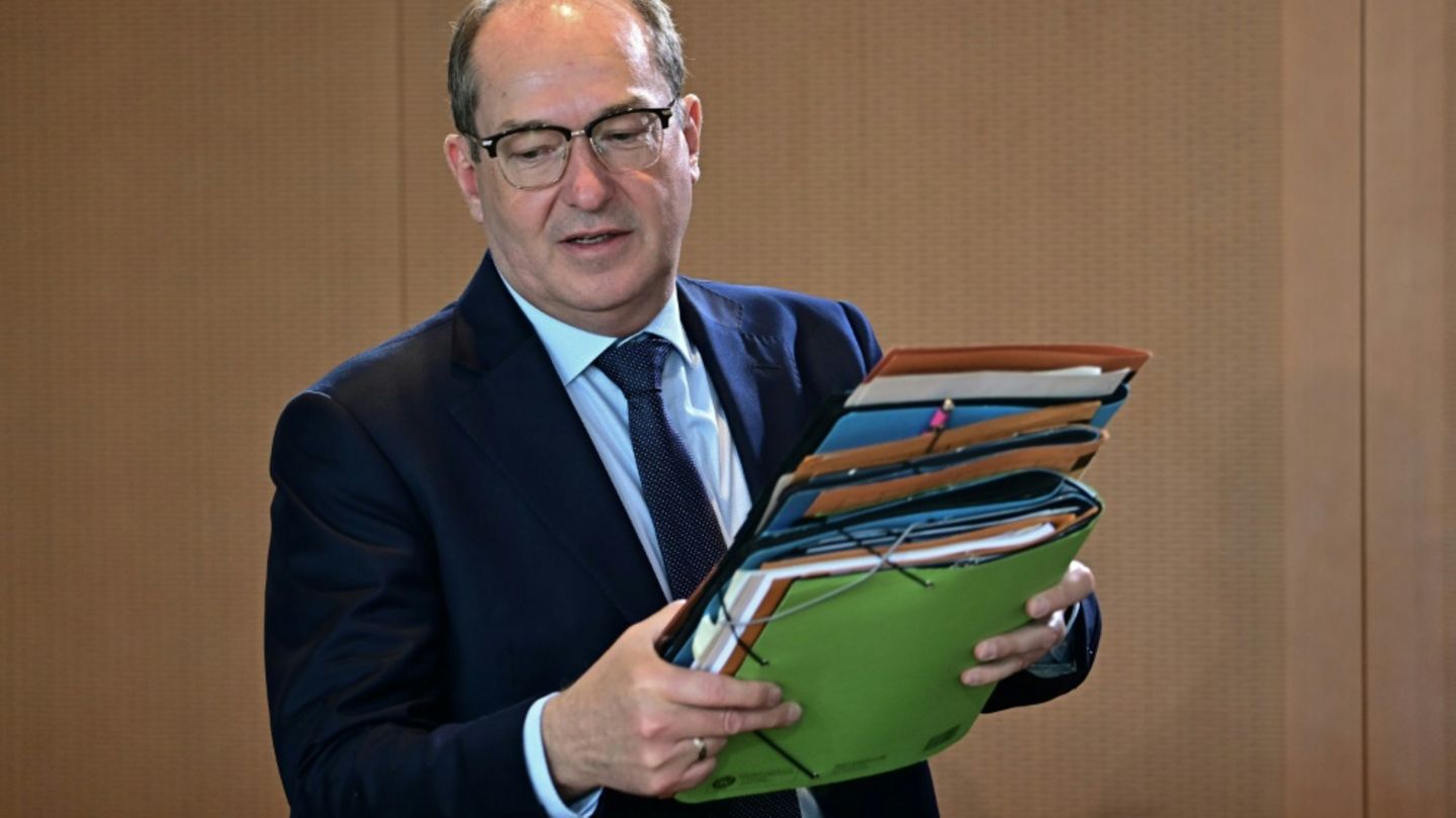 Dobrindt offen für Gespräche mit Linken über Richterwahl