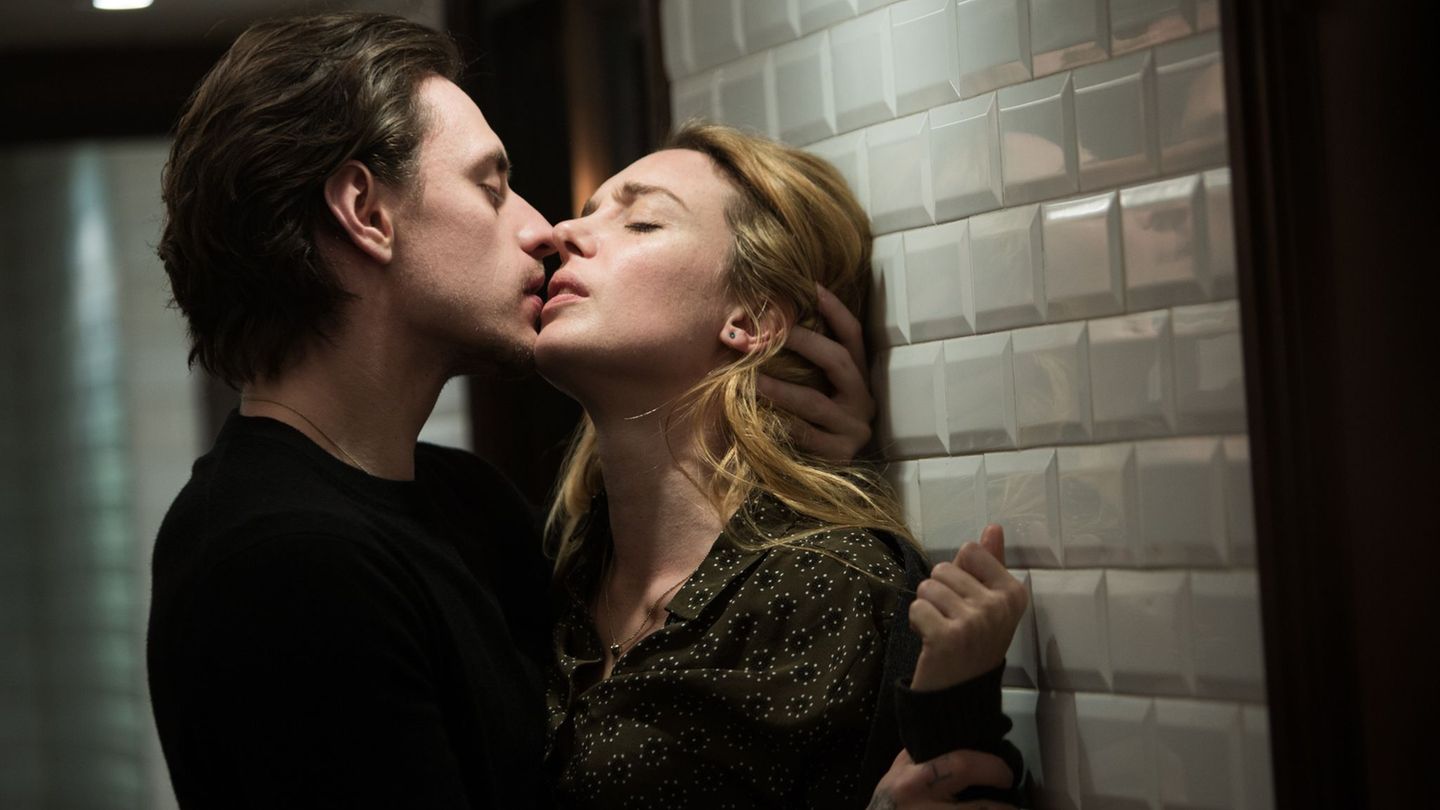 Fernsehen: Liebe und Wahnsinn sind eins: „Passion Simple“ auf 3sat