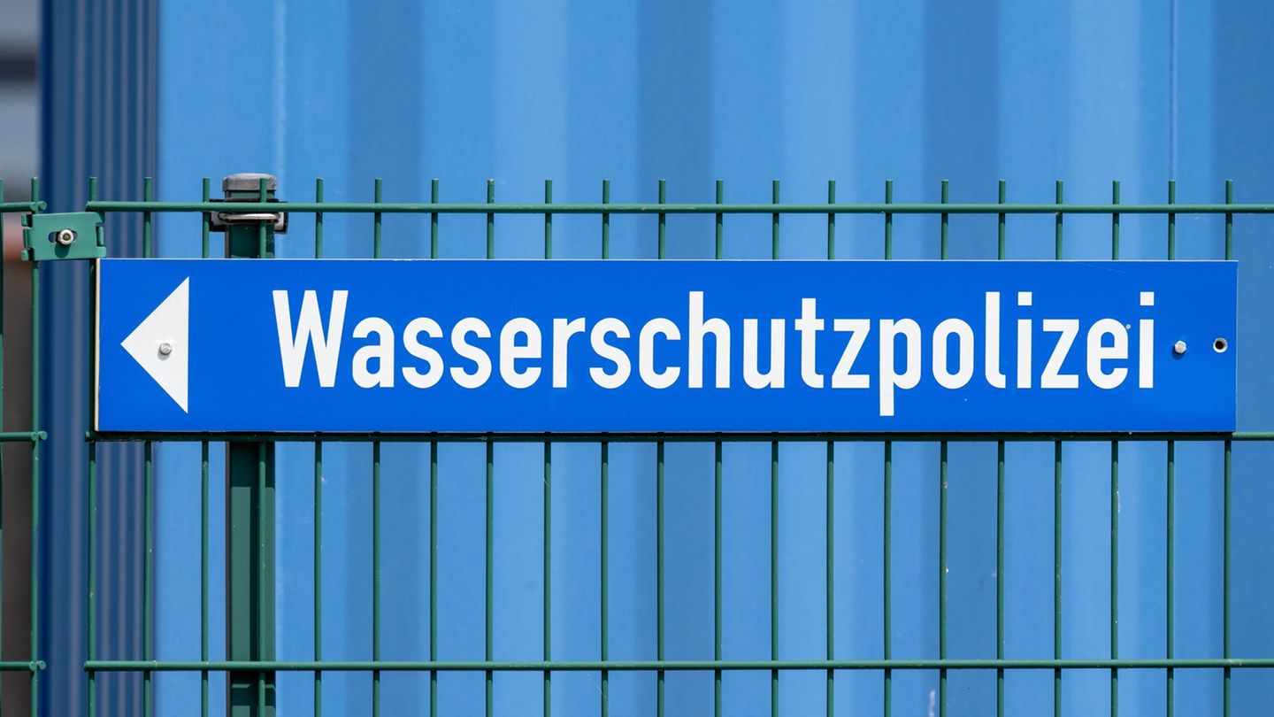 Hafen: Wendtorf: Boot sinkt nach Brand und Explosionsgeräuschen
