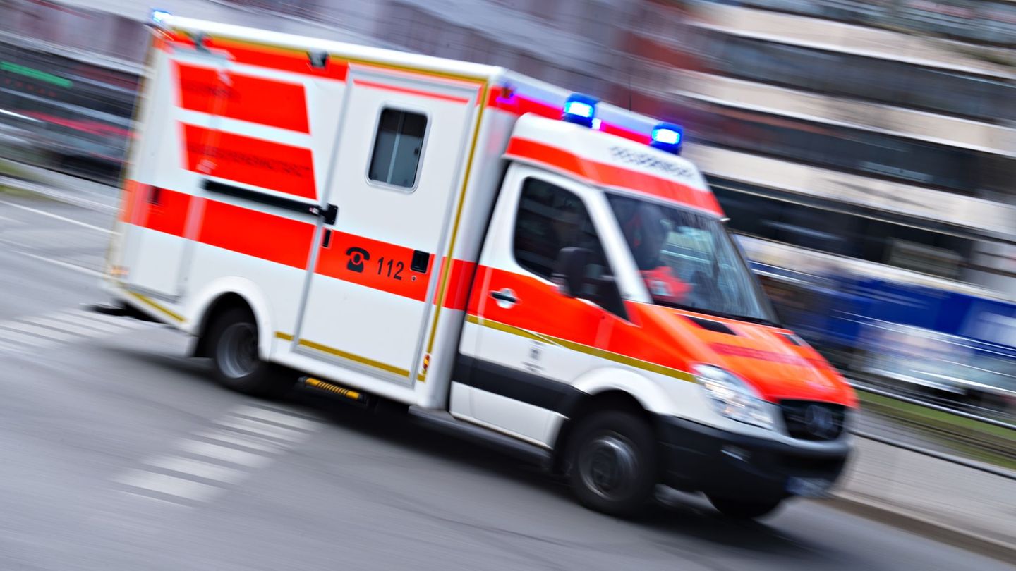 Niederbayern: Mann tot in Badeweiher gefunden