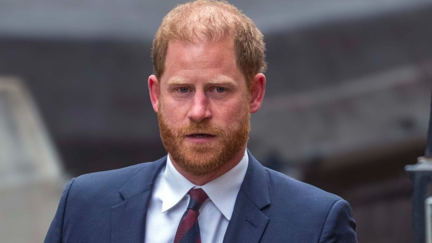 Prinz Harry: Er soll ohne Meghan nach Angola gereist sein