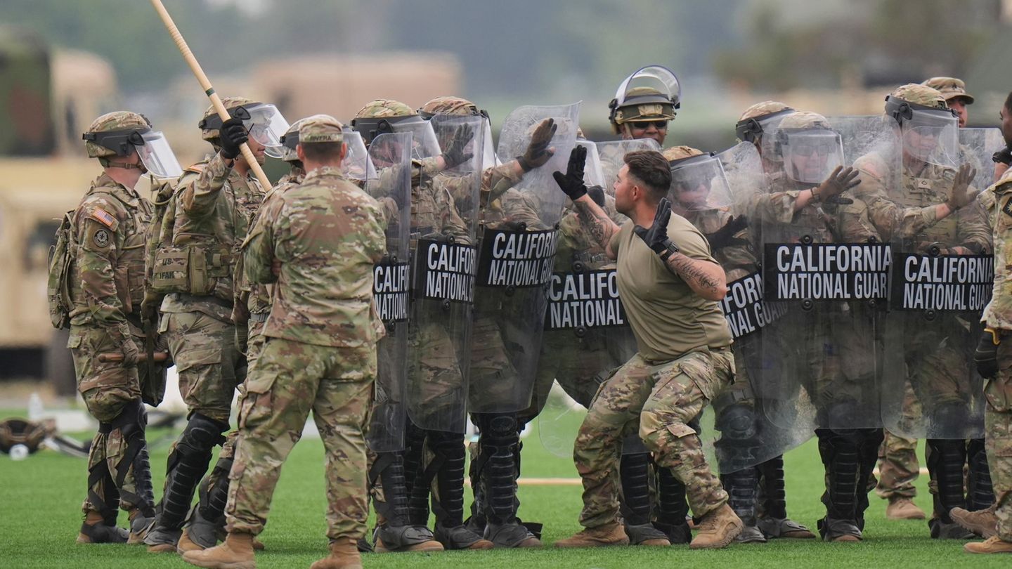 Soldaten in Los Angeles: Medien: Pentagon befiehlt Teilabzug der Nationalgarde aus LA