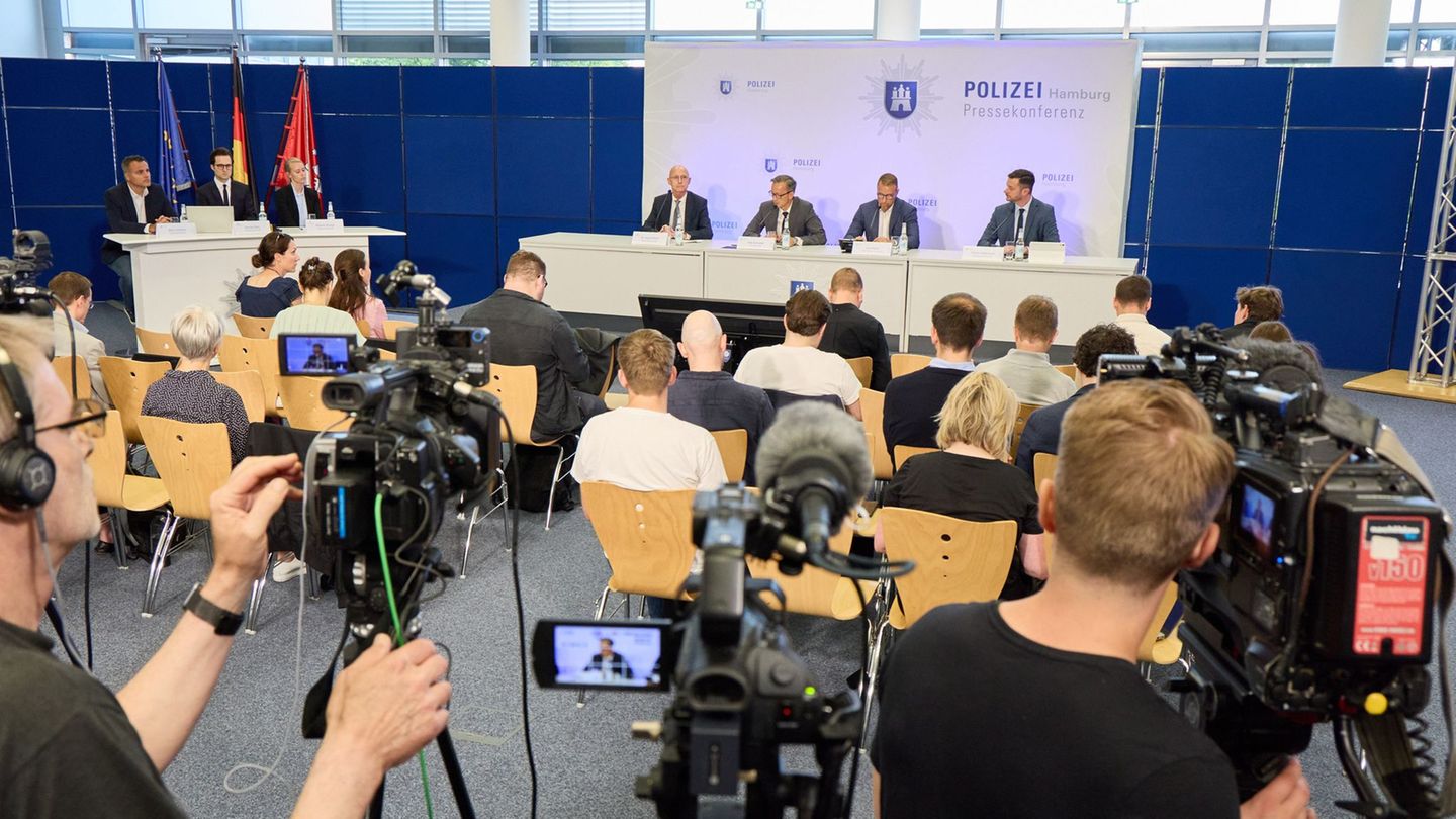 Kindesmissbrauch im Internet: Eltern melden mögliche weitere Taten des Pädo-Sadisten
