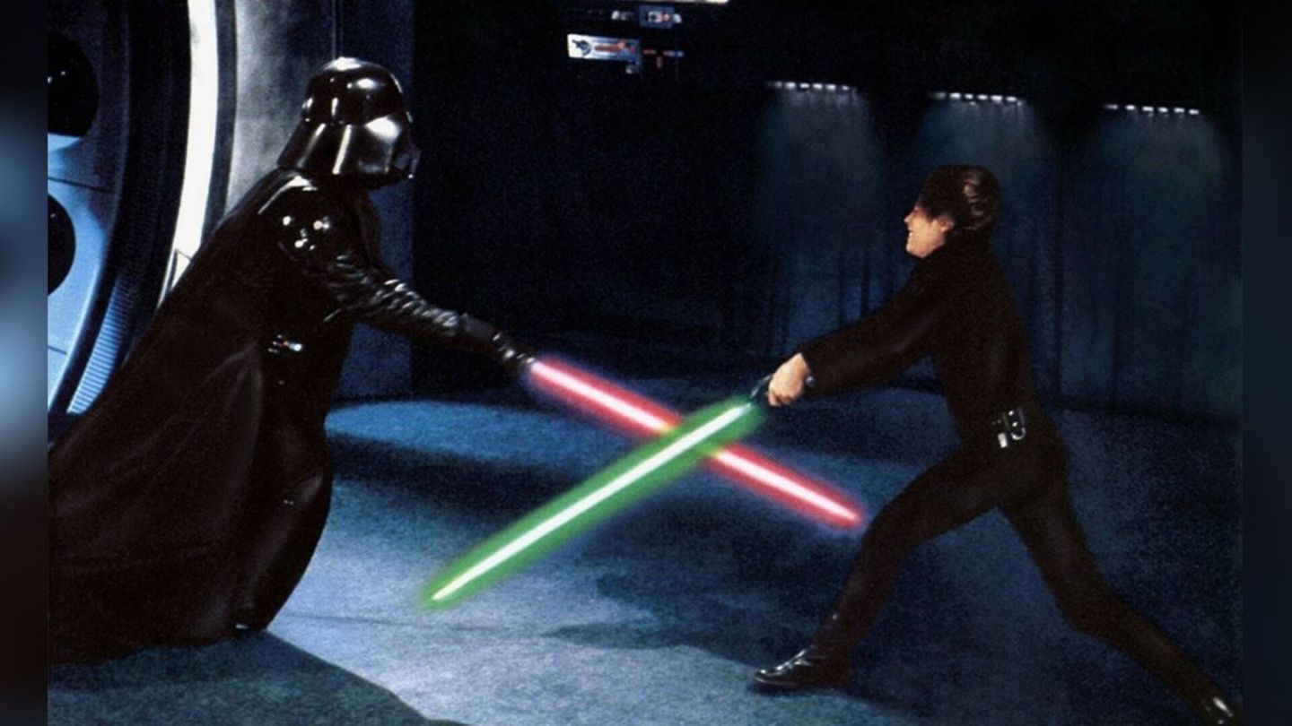 Darth Vaders Original-Lichtschwert: „Star Wars“-Requisite wird versteigert