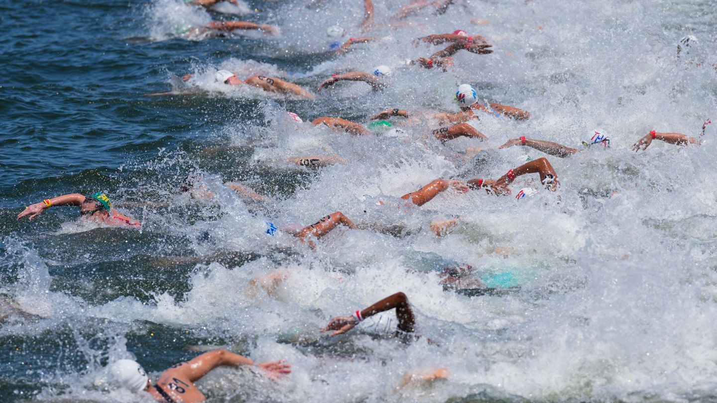WM in Singapur: Wellbrock schwimmt zu WM-Gold im Freiwasser