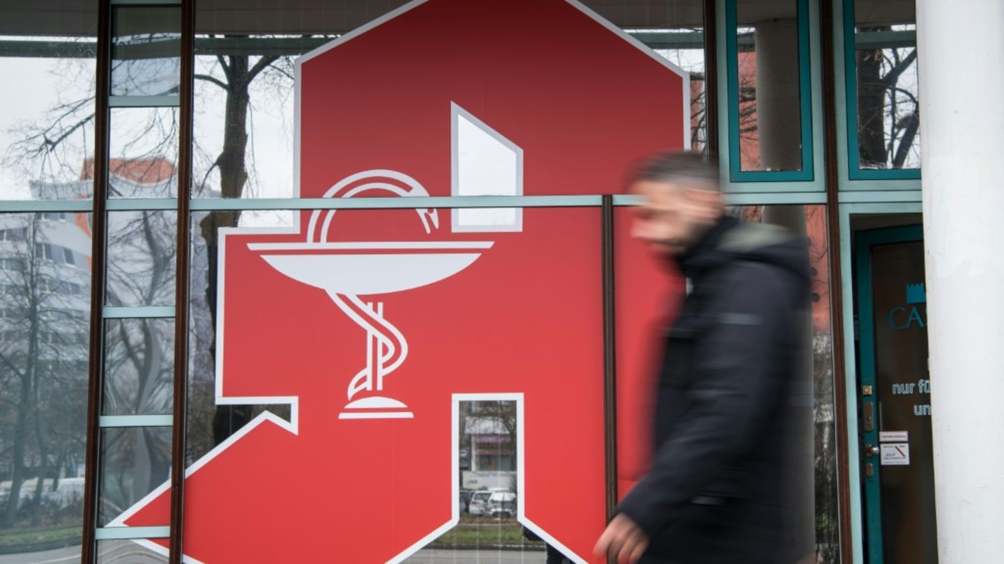 Arzneimittelpreisbindung für Versandapotheken im EU-Ausland wackelt
