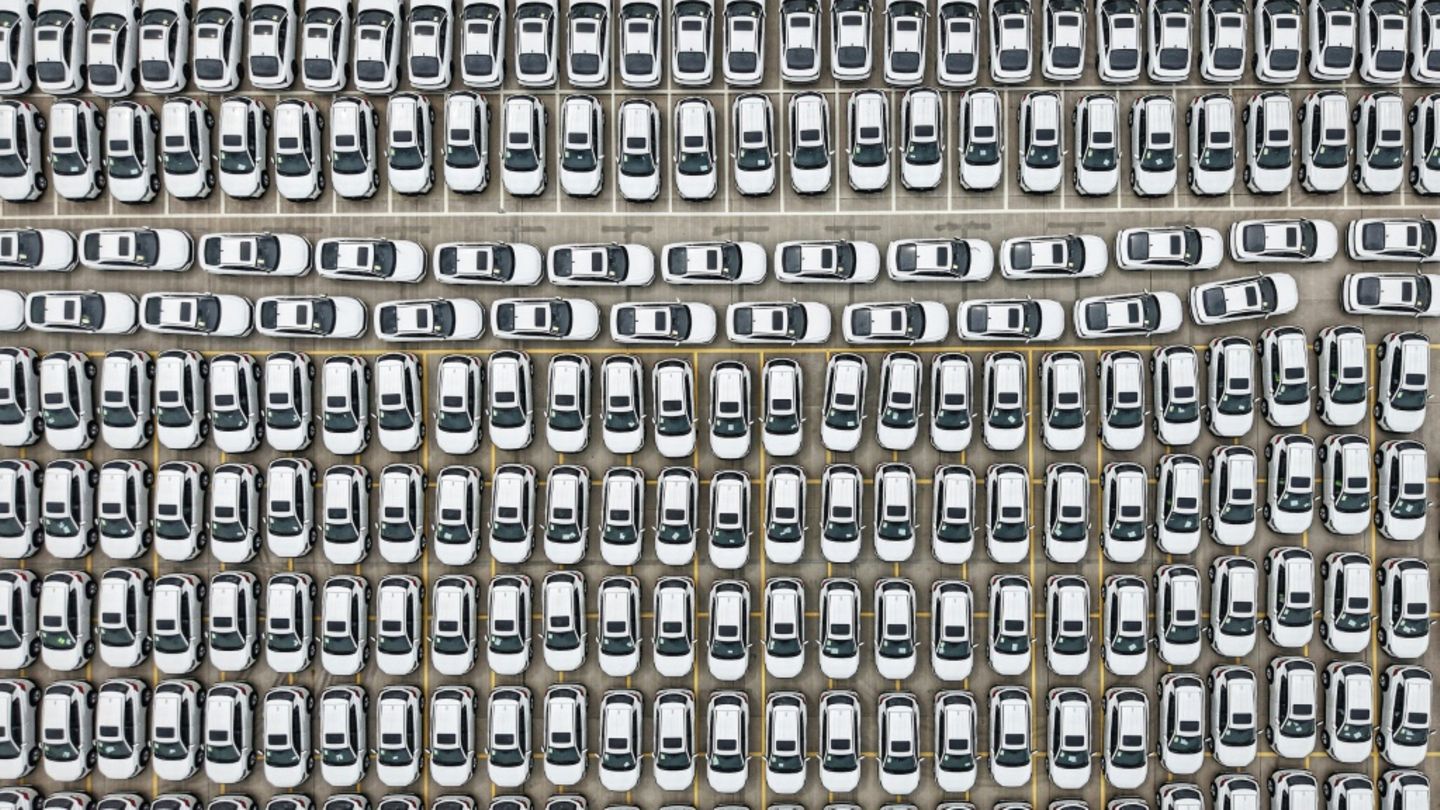 Chinas Regierung will gegen Preiskrieg auf dem Markt für E-Autos vorgehen