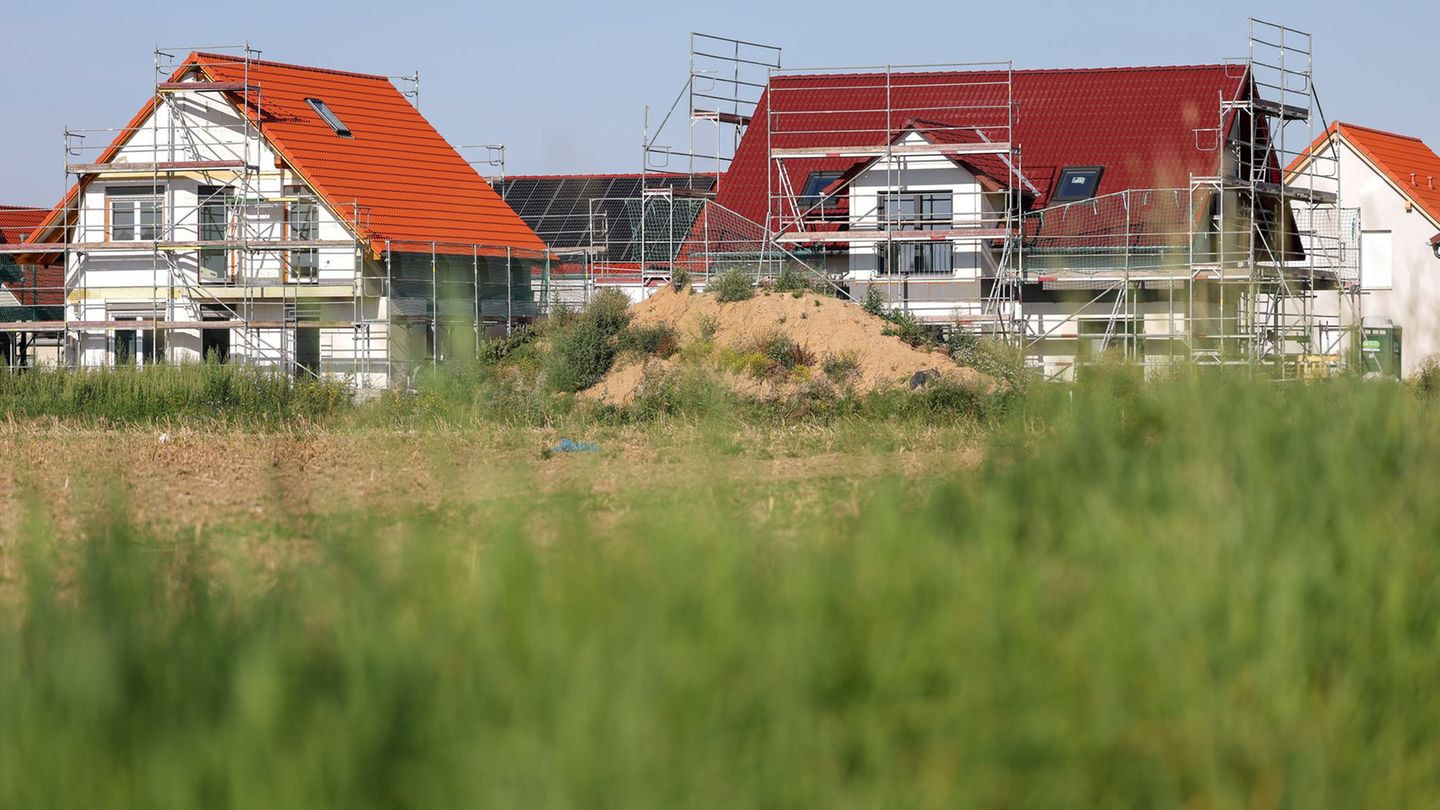 Immobilien: Wohneigentum im Saarland eher erschwinglich