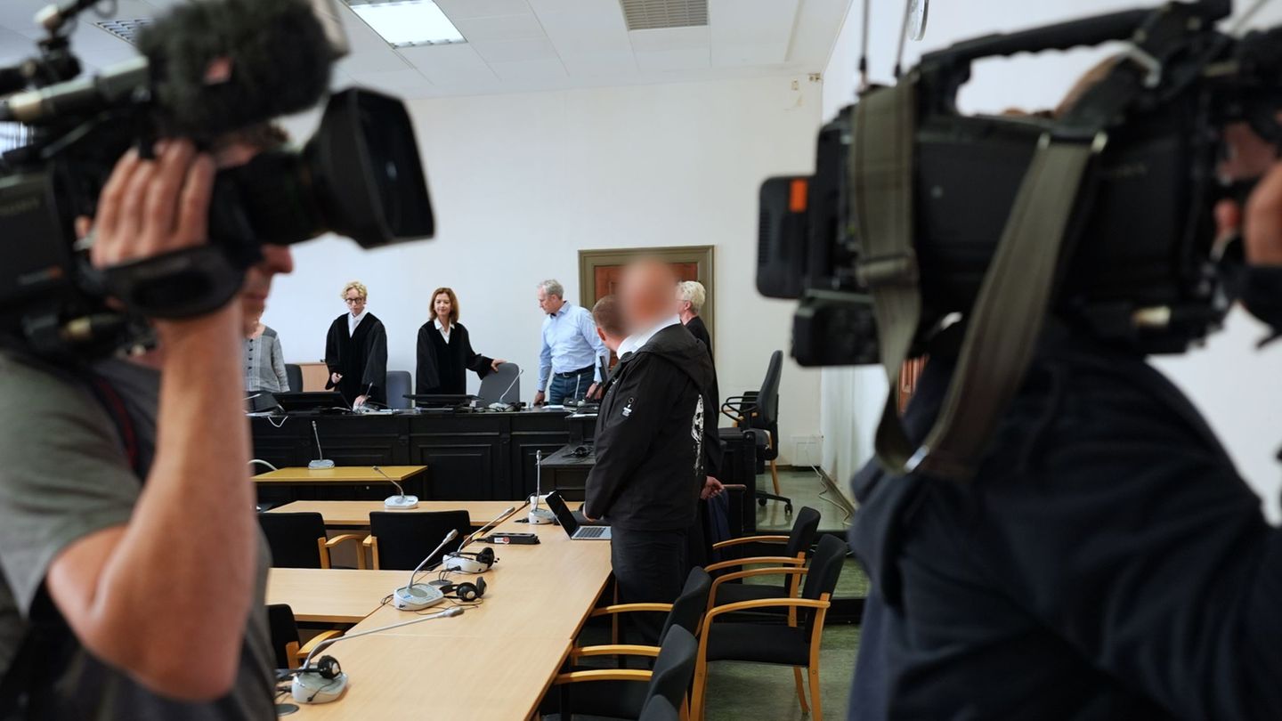 Prozess in Hamburg: Gericht: Zwangsprostitution von 15-Jährigem nicht erwiesen