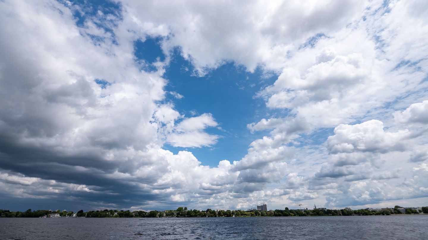 Wetter: Gewittriges Wochenende mit einem Sommer-Ausflug im Norden