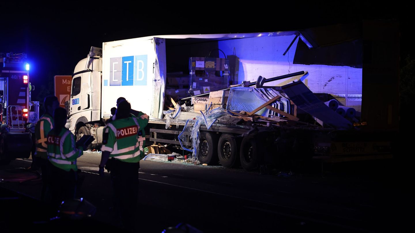 Unfälle: Tankwagen fängt Feuer – Ersthelfer lebensgefährlich verletzt
