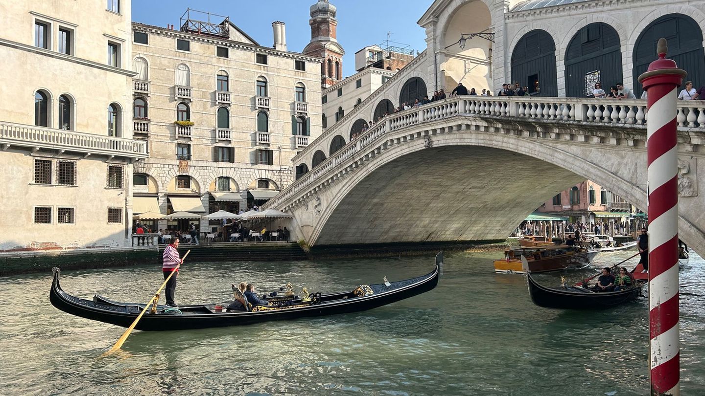 Unglück bei Gondelfahrt: Tod in Venedig: Millionen-Entschädigung für deutsche Familie