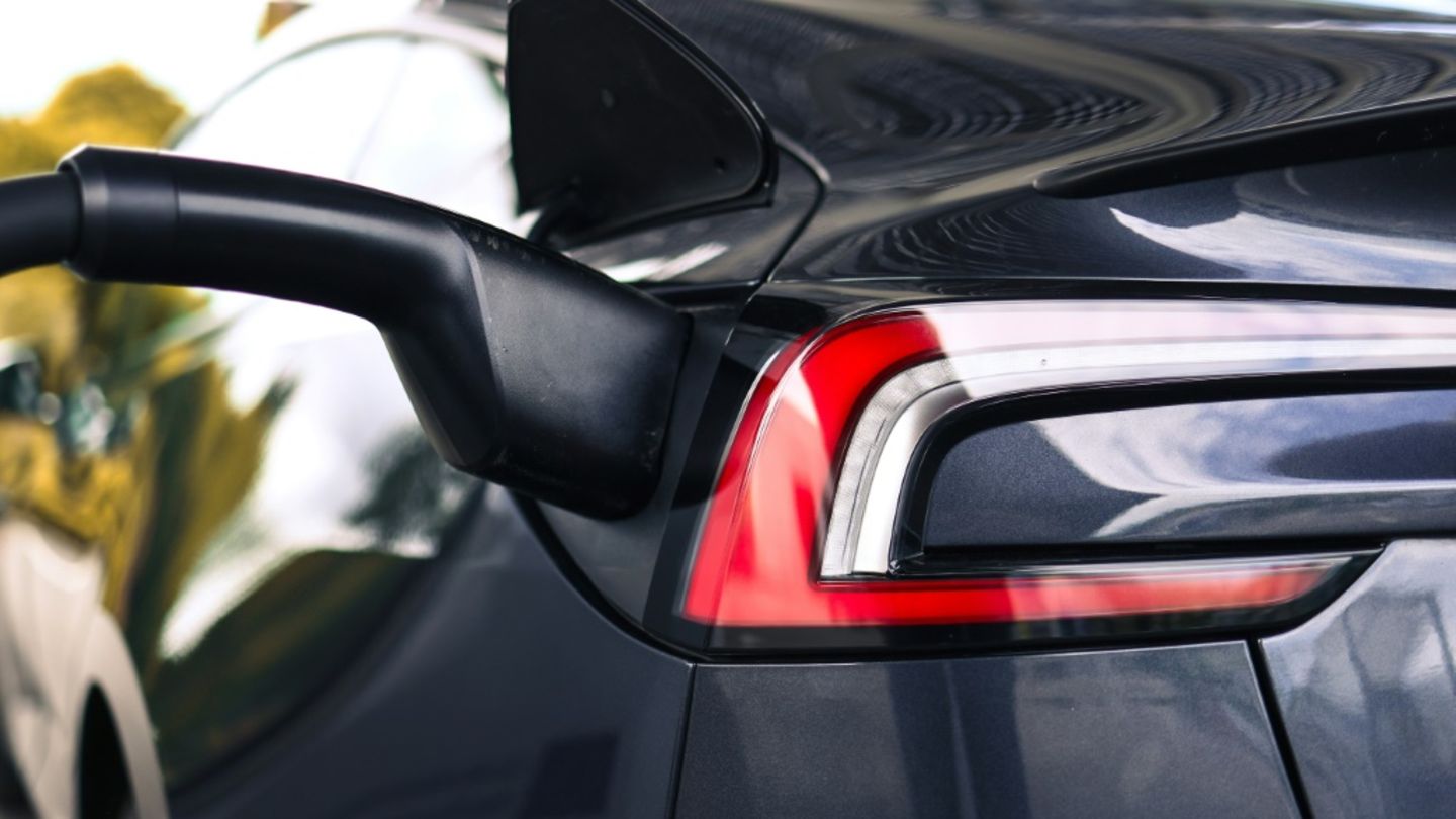 EU plant Verbrenner-Verbot für Firmenflotten und Mietautos