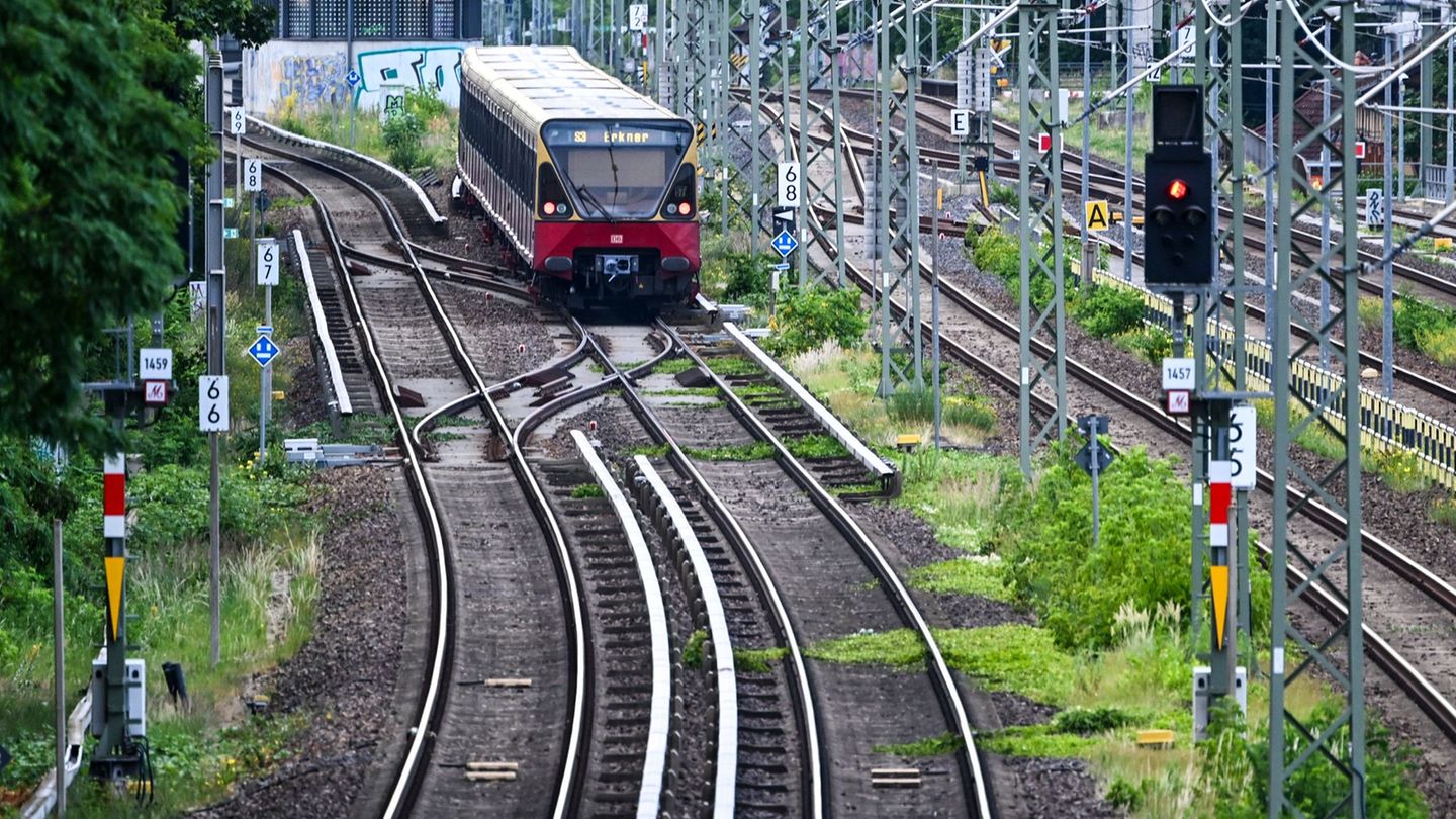 Verkehr: Neue Woche beginnt bei der S-Bahn mit Ausfällen