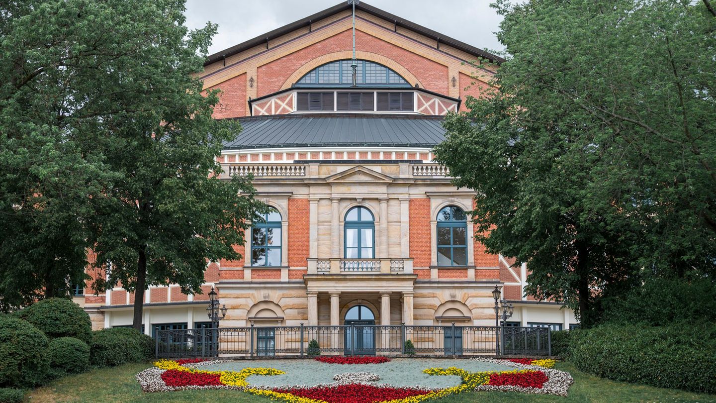 Oper und Theater: Bayreuth oder Salzburg – ein Festspielvergleich