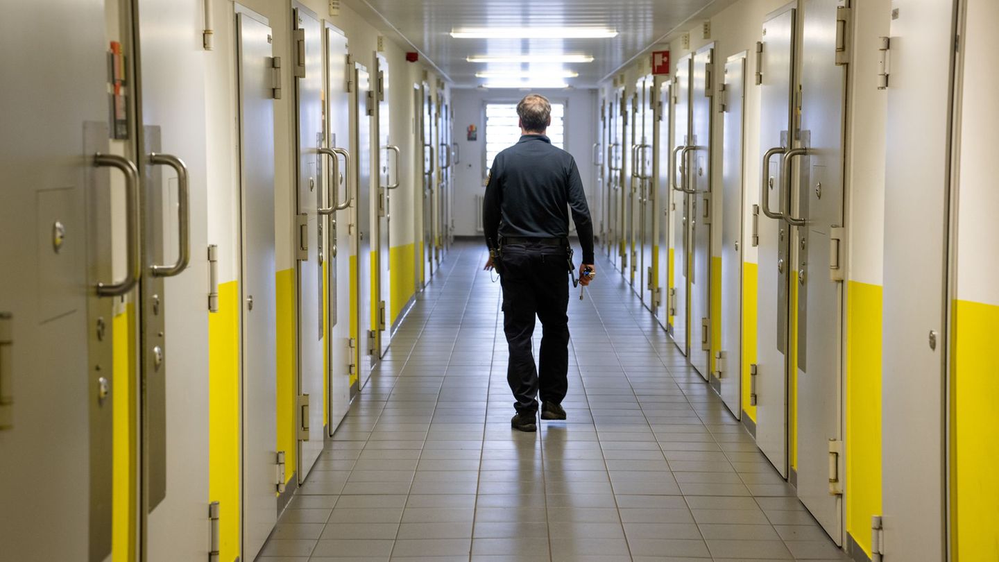 Justizvollzug: Land Rheinland-Pfalz testet Telemedizin in Gefängnissen