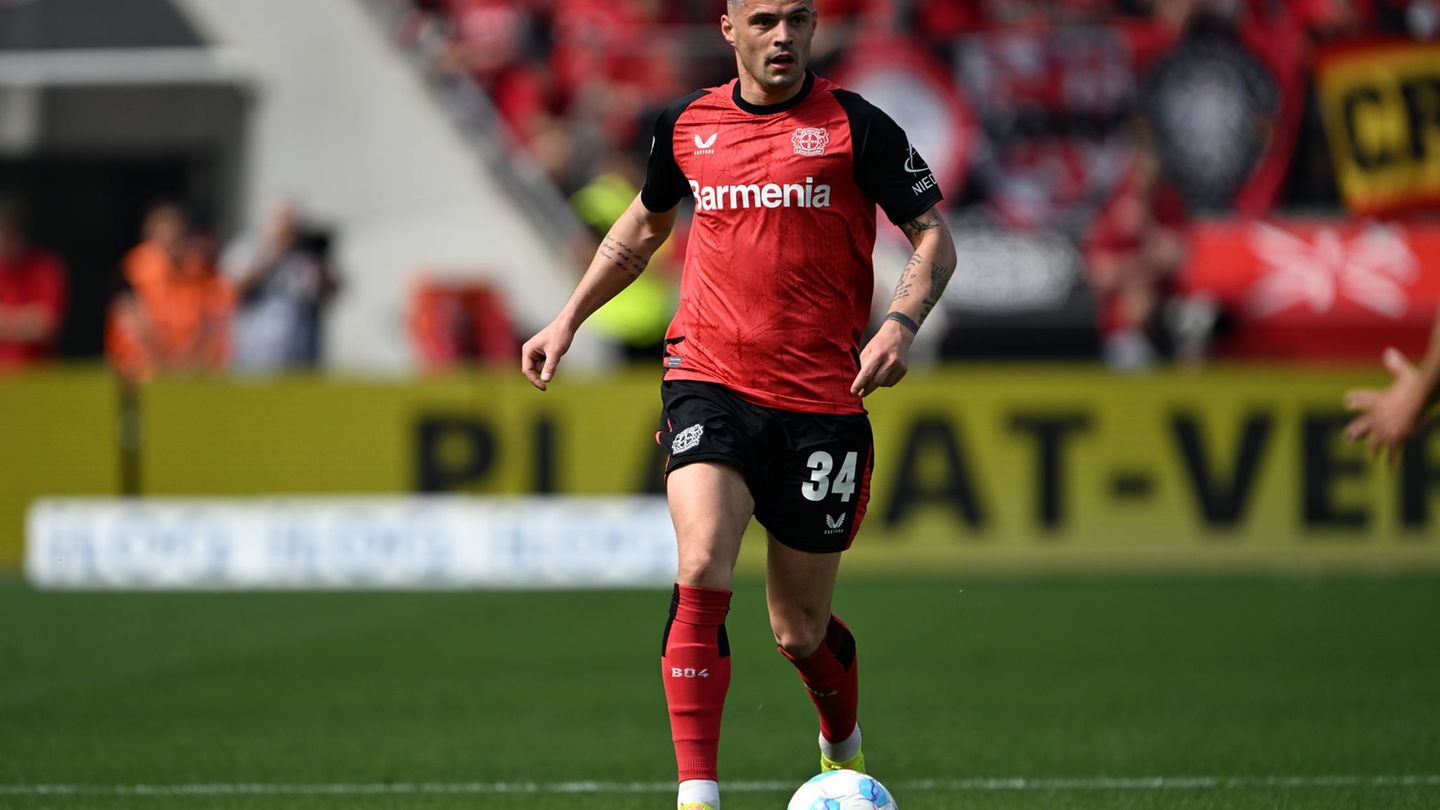Transfers: Berichte: Leverkusens Xhaka strebt Wechsel zu Sunderland an