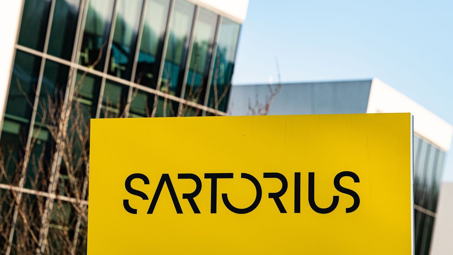 Laborausrüster: Sartorius legt zu – „Es geht weiter bergauf“