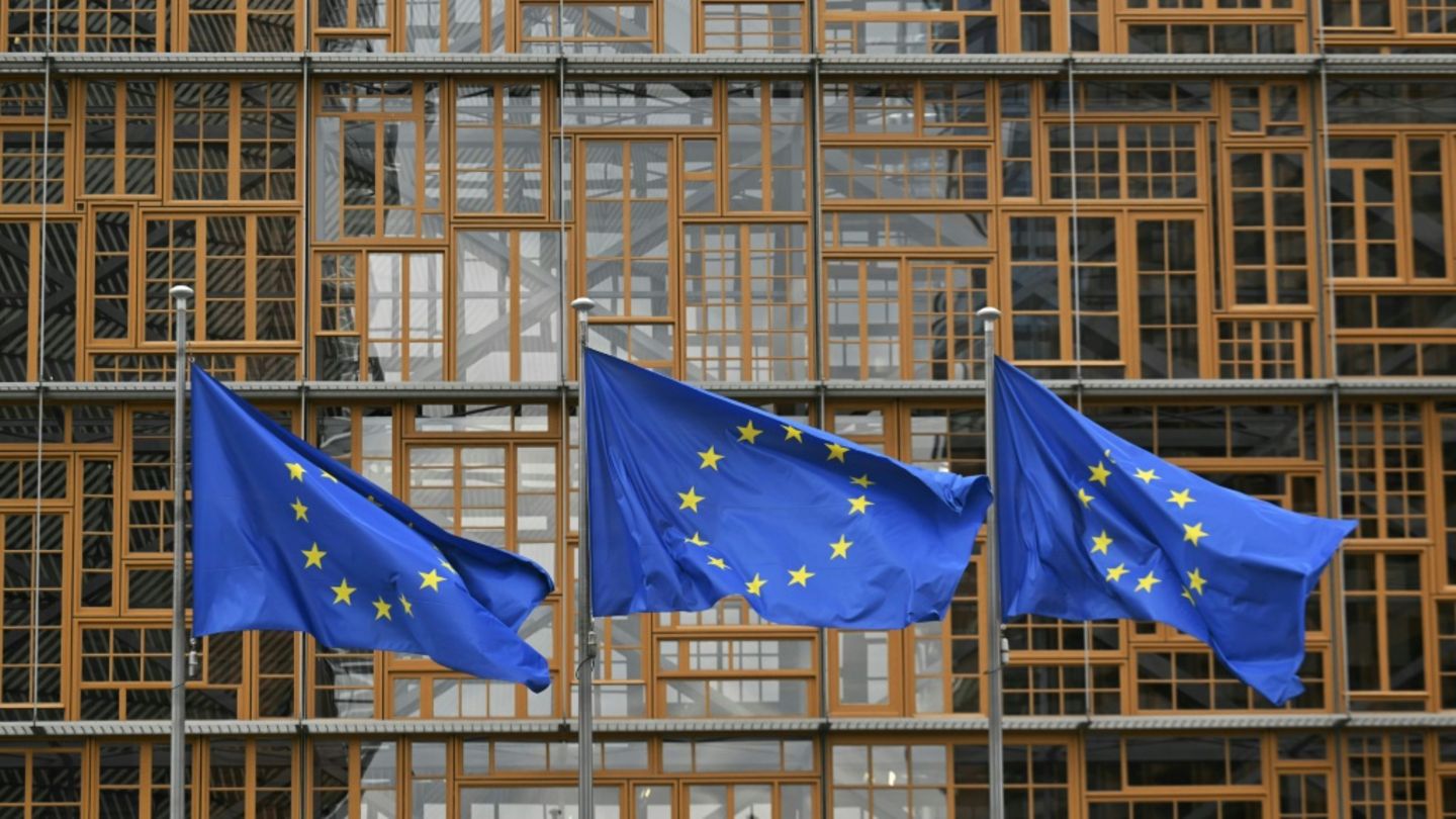 Zollstreit mit USA: CDU-Europapolitiker Caspary will sich nicht „herumschubsen lassen“