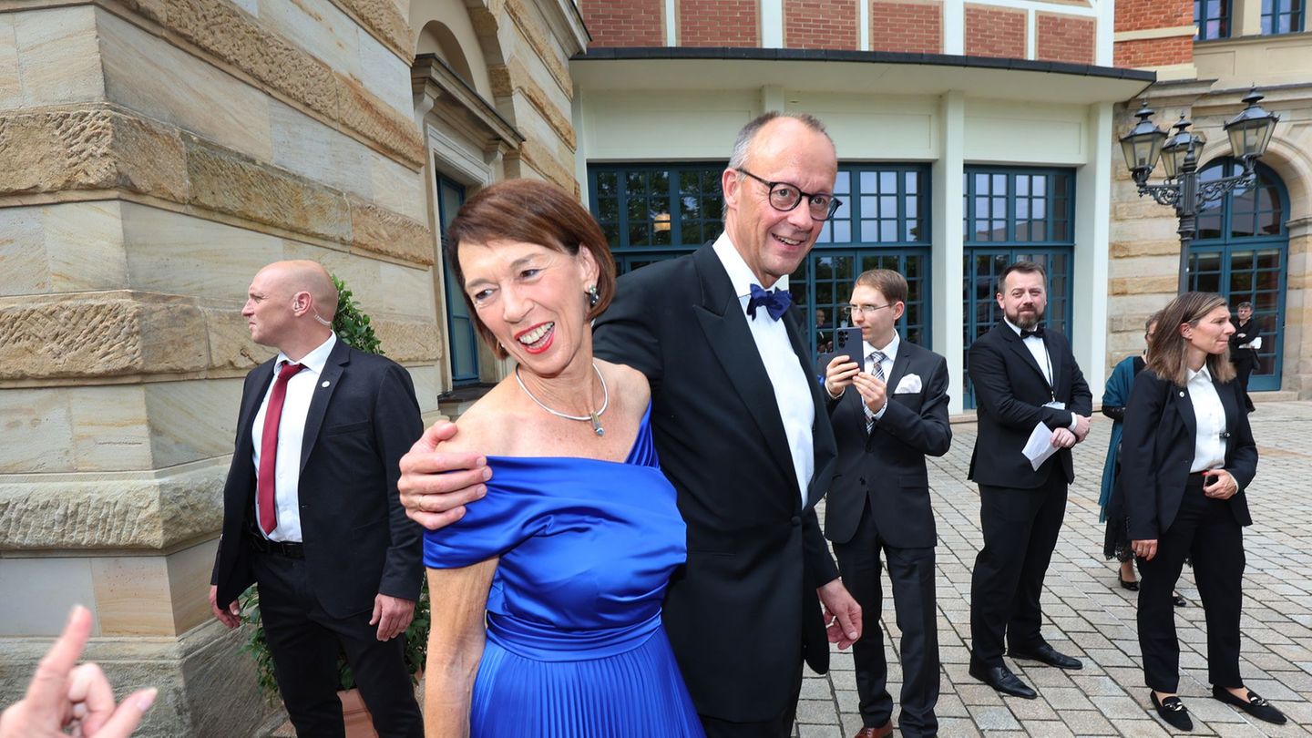 Weltbekanntes Festival: Kanzler-Lob für Bayreuth – und für die gesamte Kunst